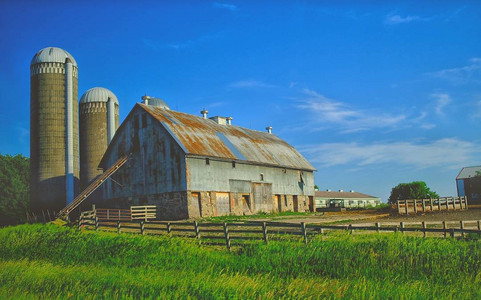 barn.jpg