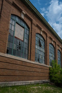 building2.jpg