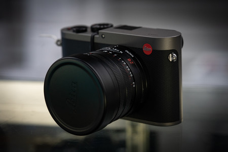 leicaq.jpg